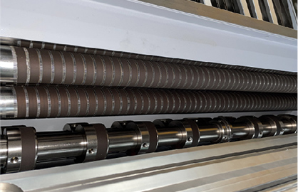 Folding roller